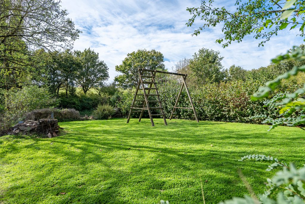 Gîte de groupe et chambres d'hôtes Domaine de Bacqueville à L'Aiguillon-sur-Vie en Vendée, idéal pour mariages, séminaires et événements