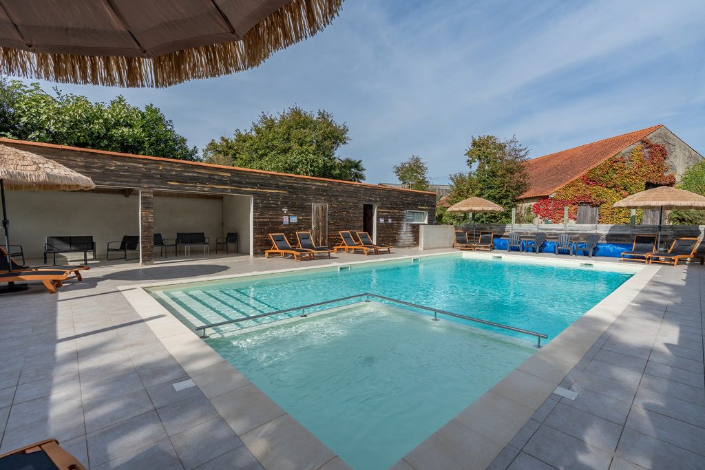 Domaine de Bacqueville, gîte de groupe à L'Aiguillon Sur Vie en Vendée Salle de mariage