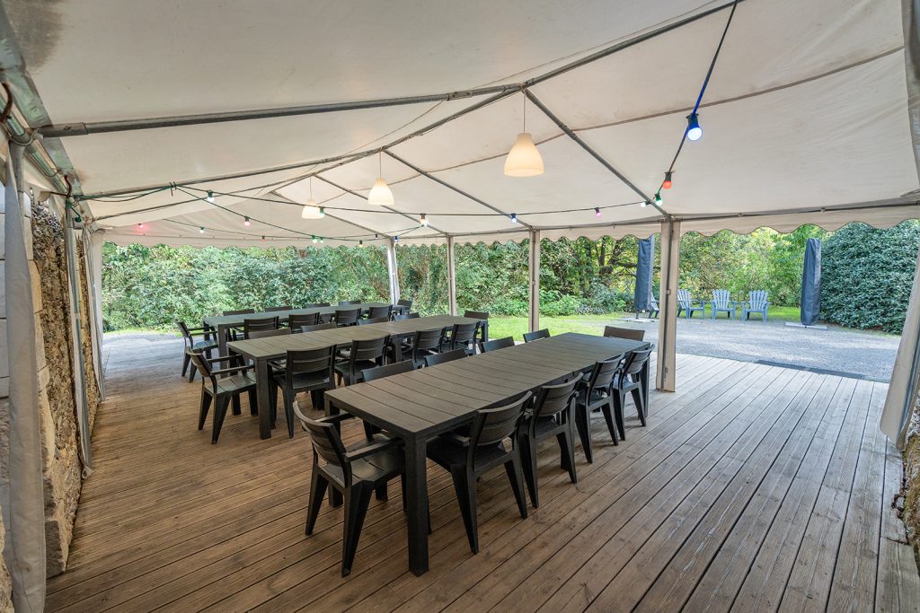 Domaine de Bacqueville, gîte de groupe à L'Aiguillon Sur Vie en Vendée Salle de mariage