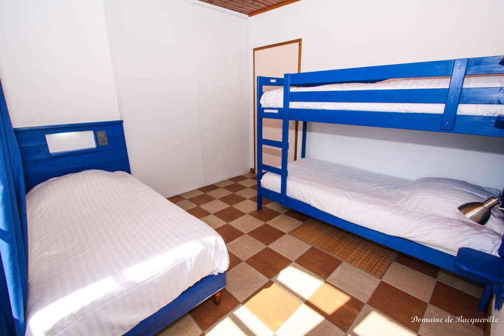 Gîte de groupe et chambres d'hôtes Domaine de Bacqueville à L'Aiguillon-sur-Vie en Vendée, idéal pour mariages, séminaires et événements