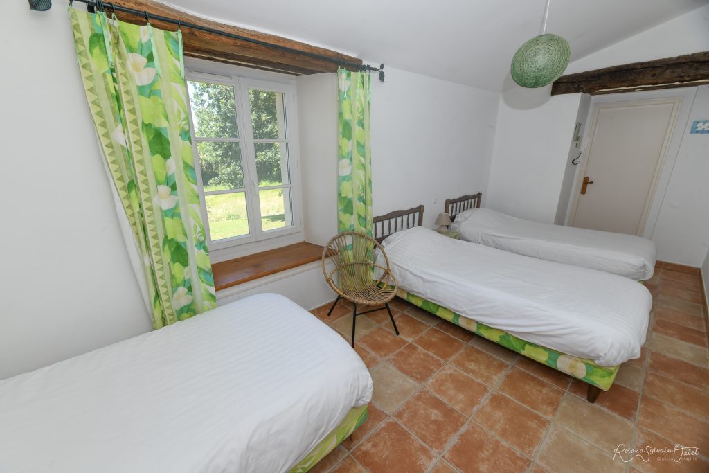 Gîte de groupe et chambres d'hôtes Domaine de Bacqueville à L'Aiguillon-sur-Vie en Vendée, idéal pour mariages, séminaires et événements